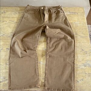 Kut from the Kloth Charlotte Wide Leg Pants in Tan